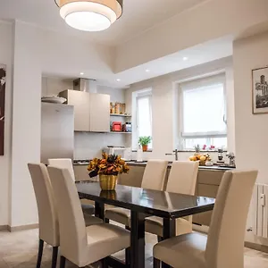 Casa 3 Santi, Your Contemporary In Apartment